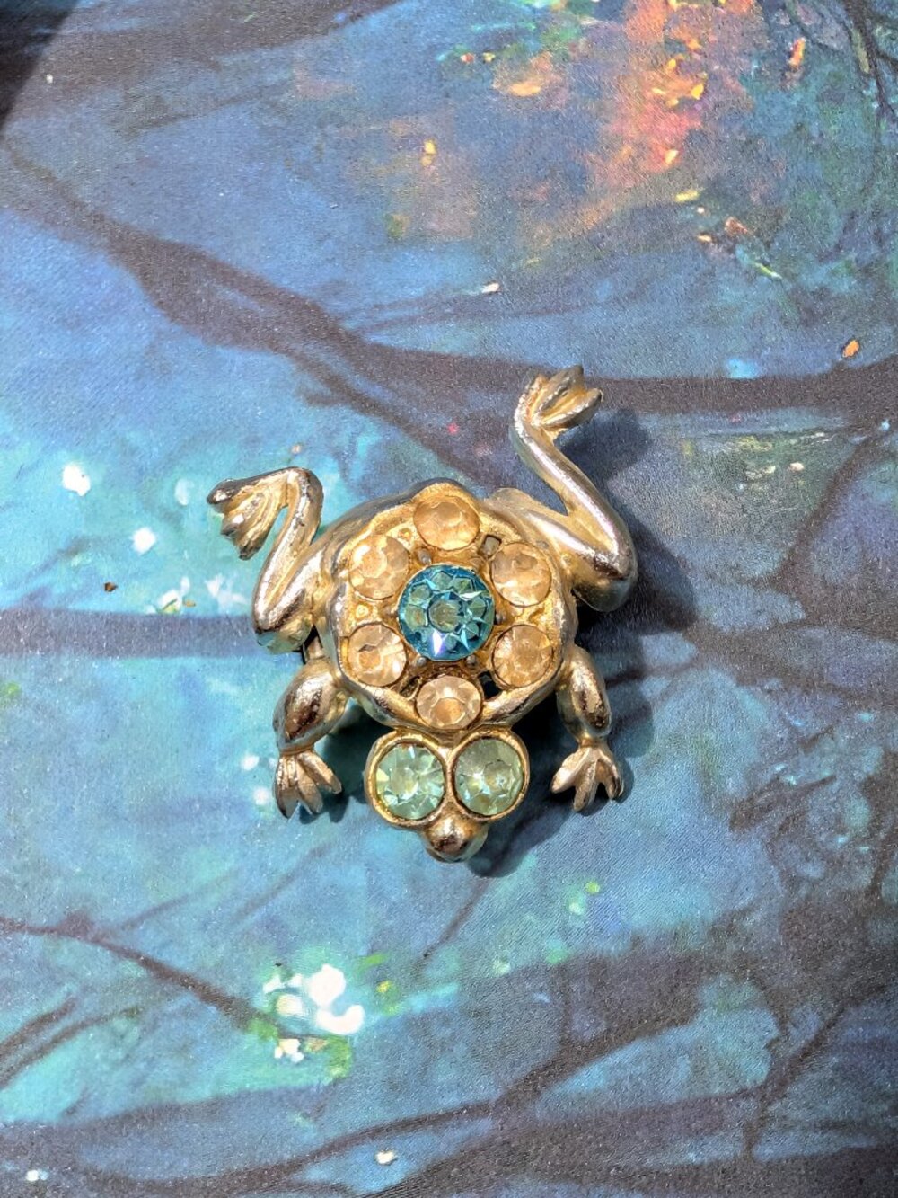 Vintage 1940's Cute Rhinestone Frog Brooch